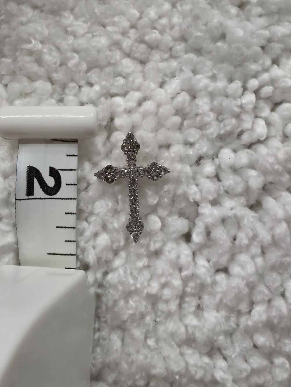 925 Silver cross pendant with zirconia